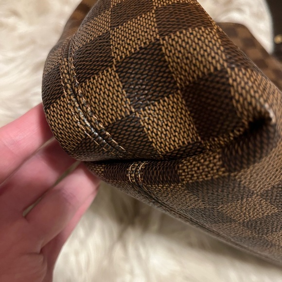 SOLD!! Authentic Louis Vuitton Graceful PM - Picture 2 of 11